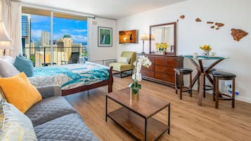 Studio Suite, 1 Queen Bed with Sofa bed, Balcony, City View (Marine Surf Waikiki 2206)