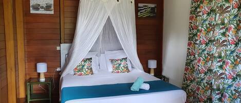 1 dormitorio, tabla de planchar con plancha, wifi gratis y ropa de cama