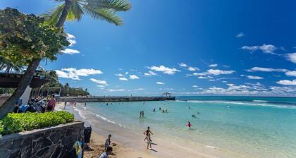 Ocean-Diamond Head Waikiki Condo at Island Colony Short Walk to the Beach