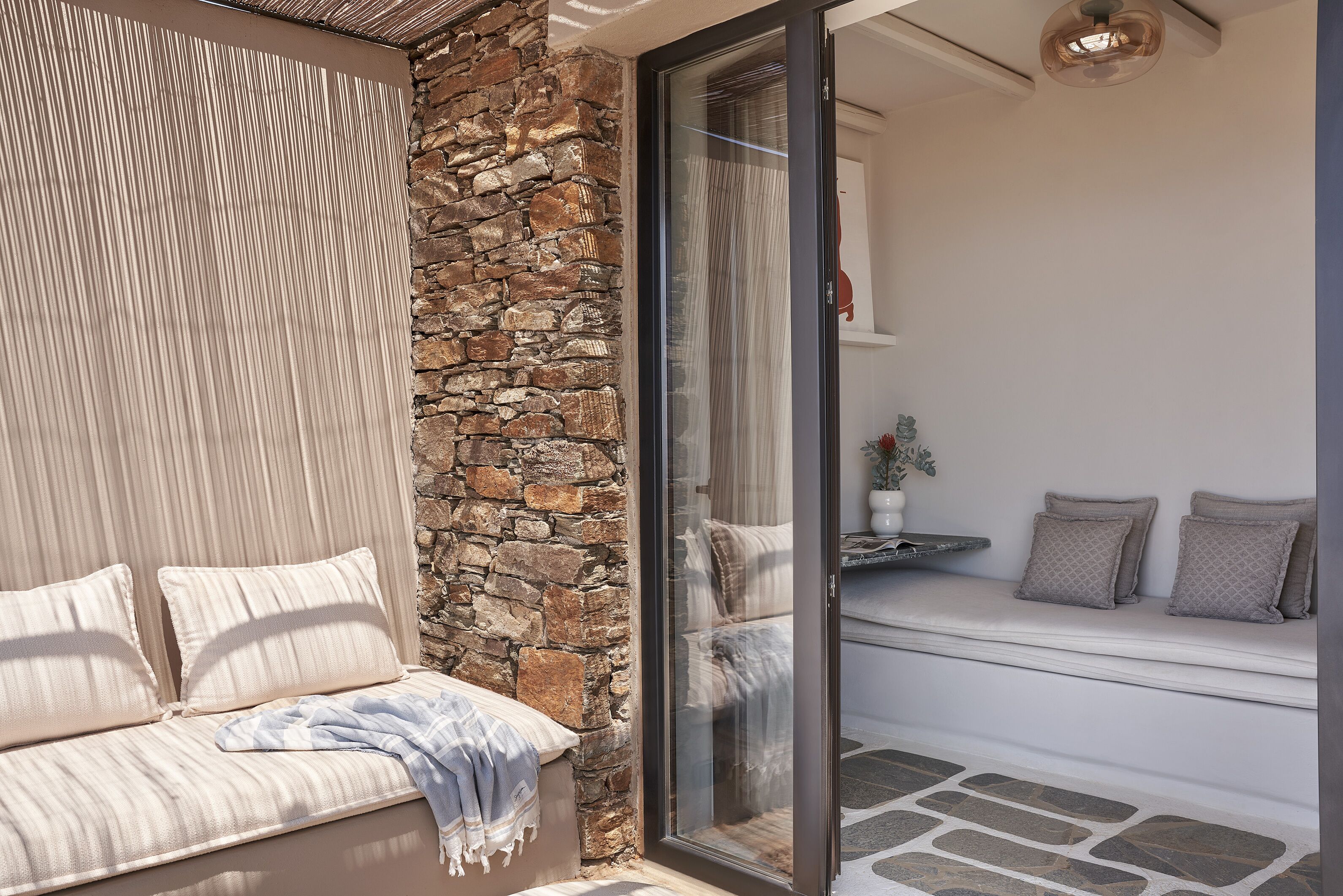 Junior Suite Mini Jetted Pool Sea View | Premium bedding, down comforters, pillowtop beds, minibar