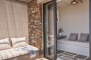 小型套房, 海景 | 高档床上用品、羽绒被、加厚床垫、迷你吧