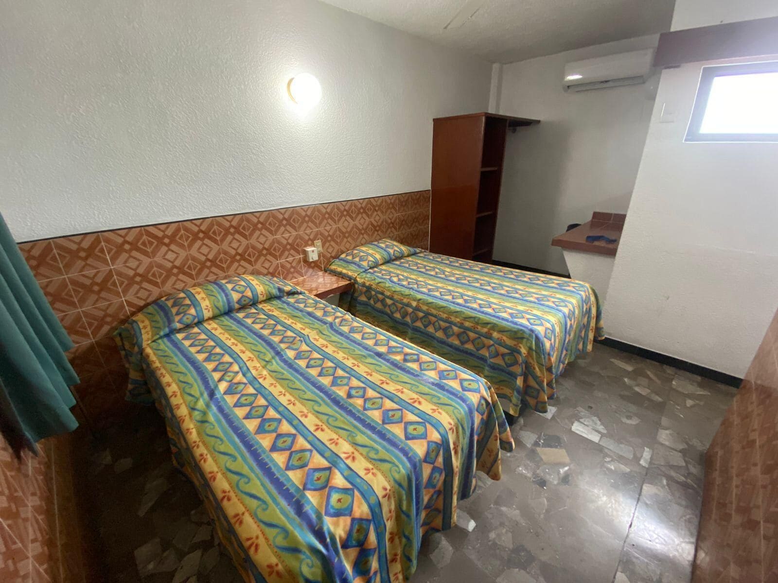 Desk, iron/ironing board (on request), WiFi (free), bed sheets