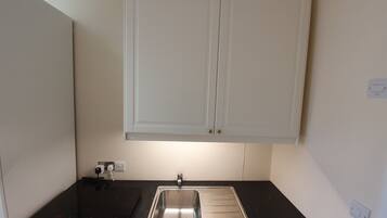 Fridge, microwave, stovetop, electric kettle