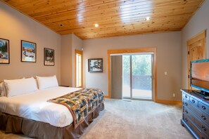 4 bedrooms, free WiFi, bed sheets
