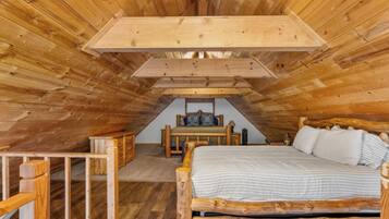 2 bedrooms, iron/ironing board, travel cot, free WiFi