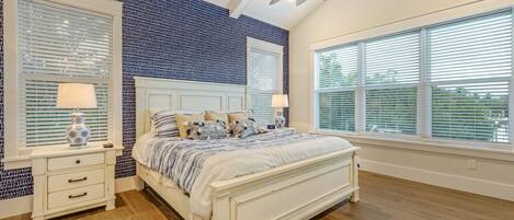 4 多间卧室、熨斗/熨衣板、免费 WiFi、床单