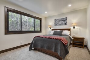 3 habitaciones, escritorio, wifi gratis y ropa de cama 