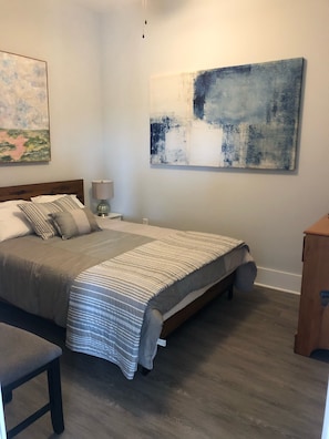 3 habitaciones, tabla de planchar con plancha y wifi gratis 