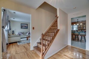 Interior - Eveready Paradise Villa, Stafford (Stafford)