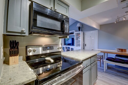 The Lazy Turtle Too (Next Door to Original) Vacation Rental - Amelia Island