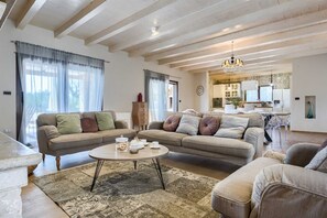 TV, fireplace - Villa Ambienta with Heated Pool (Krnica)