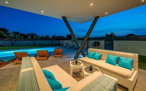 A heated pool - Villa Bambina with Heated Pool (Krnica)
