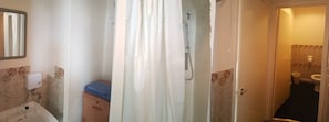 Apartment | Bathroom | Shower