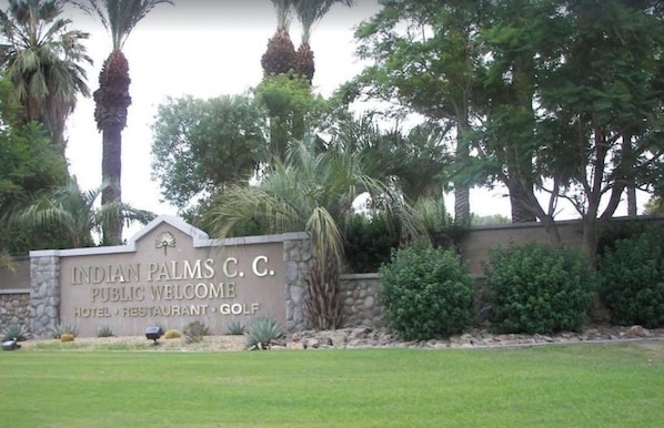 Indian Palms Country Club Entrance