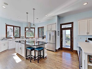 Fridge, microwave, oven, dishwasher - Sandy Sunsets - Pool Table, Swimming Pool, Marsh View (Pawleys Island)