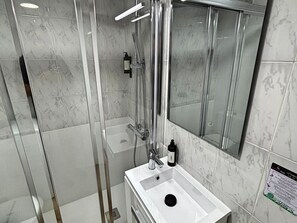 Dusche, Haartrockner