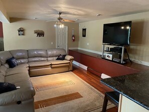 Smart TV, fireplace, DVD player, table football