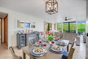 Dining - Oceanfront Condo with Shared Pool & Hot Tub, New Central A/C installed (Poipu)