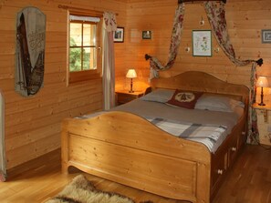 4 bedrooms, travel cot, free WiFi - Stunning private villa for 10 guests with WIFI, TV, terrace and panoramic view (Les Diablerets)