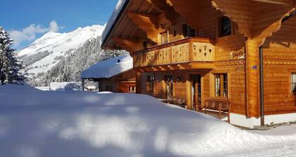 Wonderful private villa for 10 guests with WIFI, TV, terrace and panoramic view