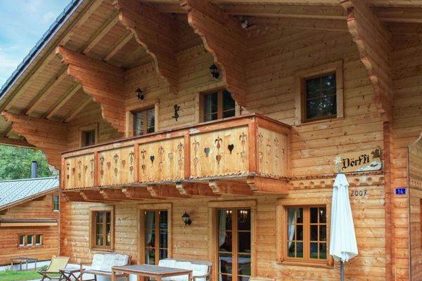 Holz, Fenster, Eigentum, Haus, Grundeigentum, Tür, Dach, Zuhause, Gartenmöbel