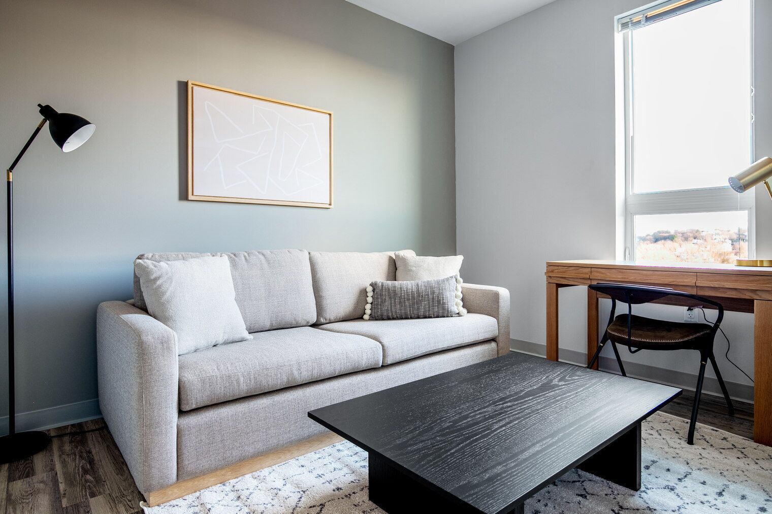 Cozy Brighton 1BR w/ W/D, Doorman, near T & Shopping