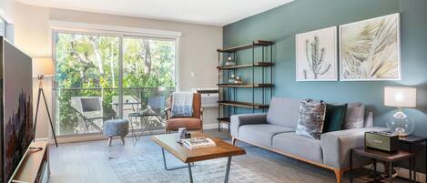 电视、立体声音响