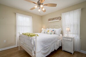 5 bedrooms, free WiFi - Pet friendly home bay block in Broadkill Beach! 11 California (Milton)