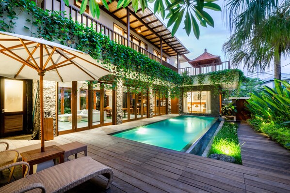 Outdoor pool