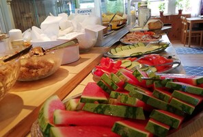Breakfast buffet - Stigmansgården (Karlsborg)