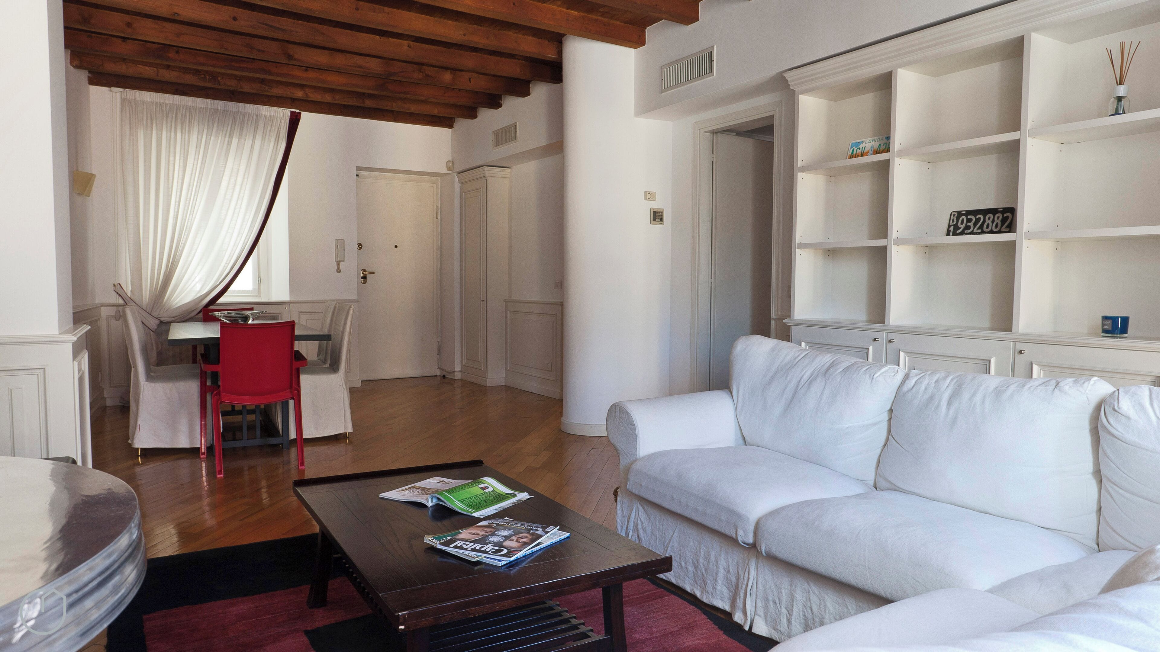 Apartment (1 Bedroom) | Interior