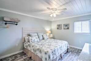 2 habitaciones, tabla de planchar con plancha, cuna de viaje y internet 