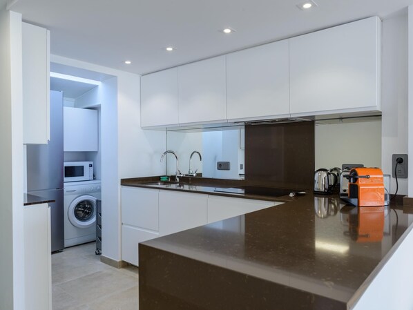 Fridge, microwave, oven, dishwasher