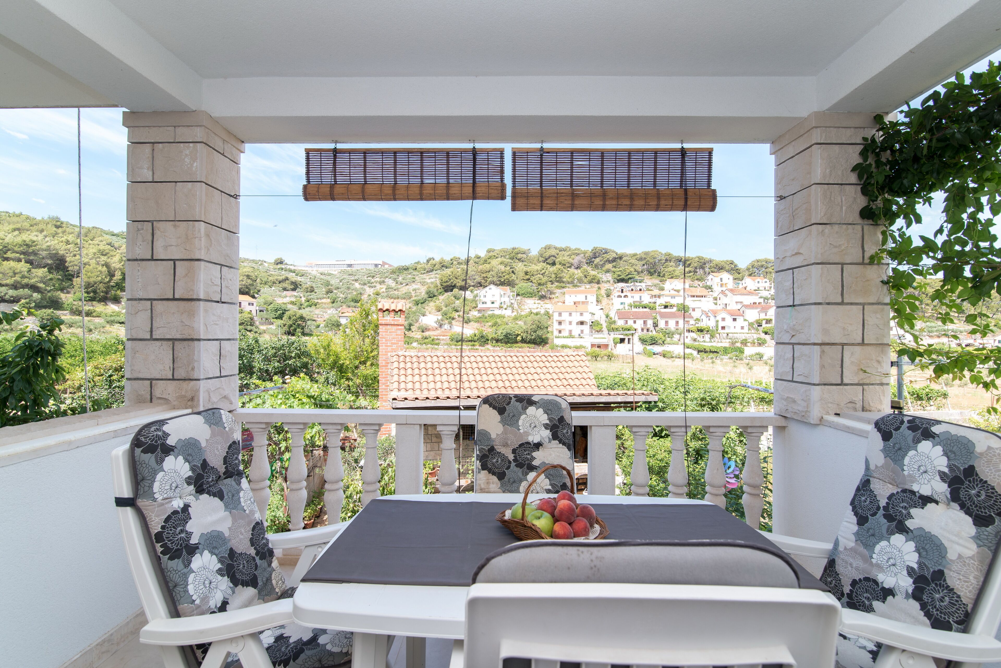 Apartment (Comfort Two Bedroom Apartment with Te) | Terrace/patio