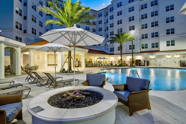 Outdoor pool, open 8:00 AM to 11:00 PM, pool umbrellas, pool loungers