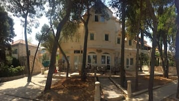 Studio (Studio Apartment) | Außenbereich