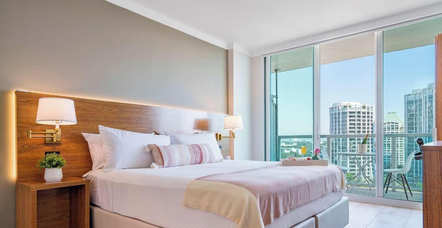 Iron/ironing board, travel crib, WiFi, bed sheets