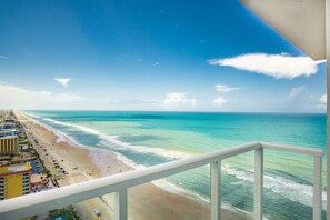 Suite Présidentielle, 2 chambres (2 King Beds) | Vue sur la plage/l’océan