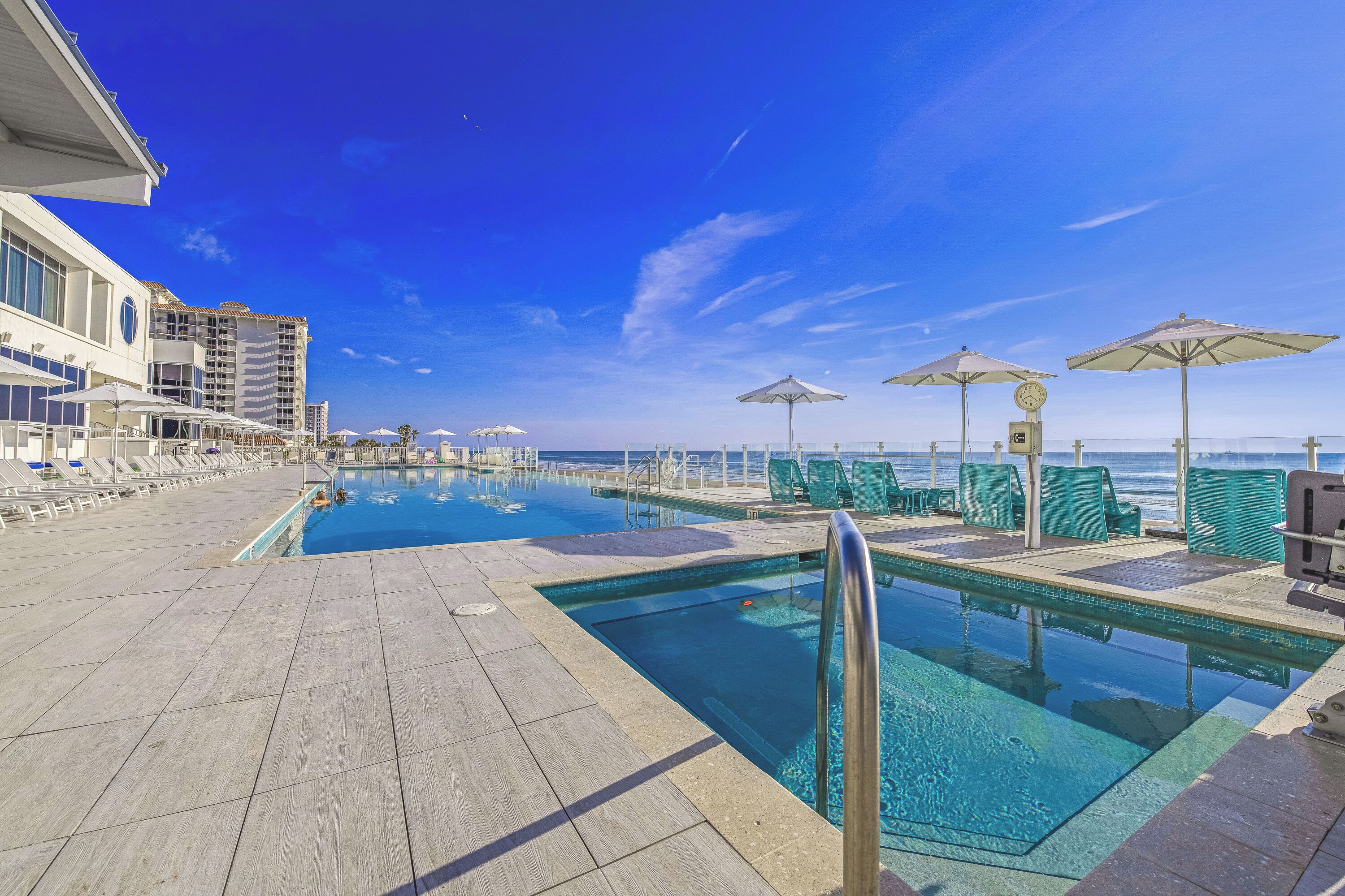 outdoor pool, open 7:00 am to 8:00 pm, free pool cabanas, pool umbrellas