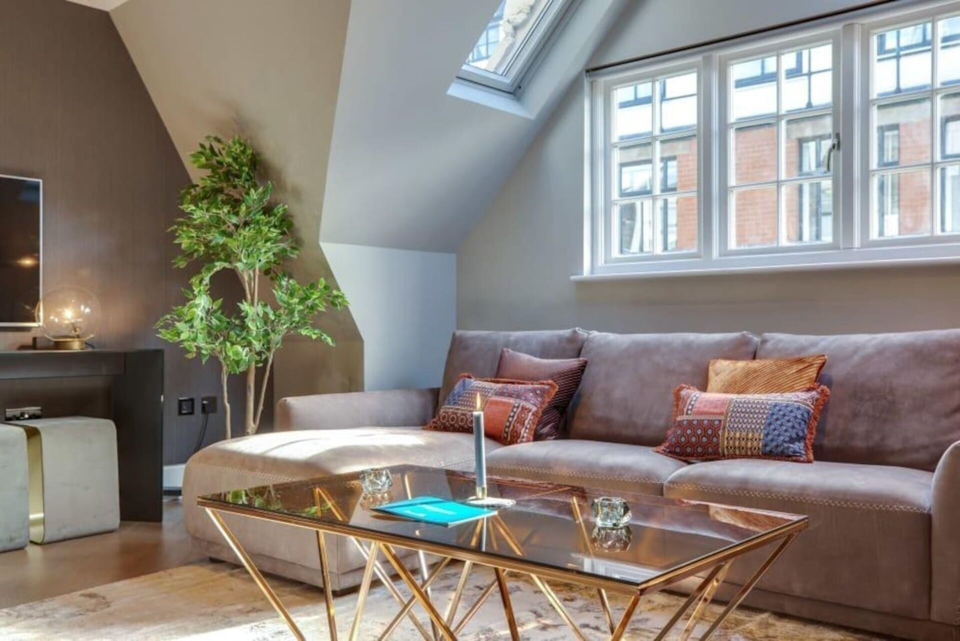 Lägenhet | Vardagsrum | 30-tums tv med digitalkanaler