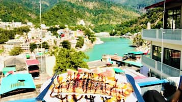 Daily full breakfast (INR 150 per person)
