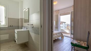 1 bedroom, iron/ironing board, bed sheets