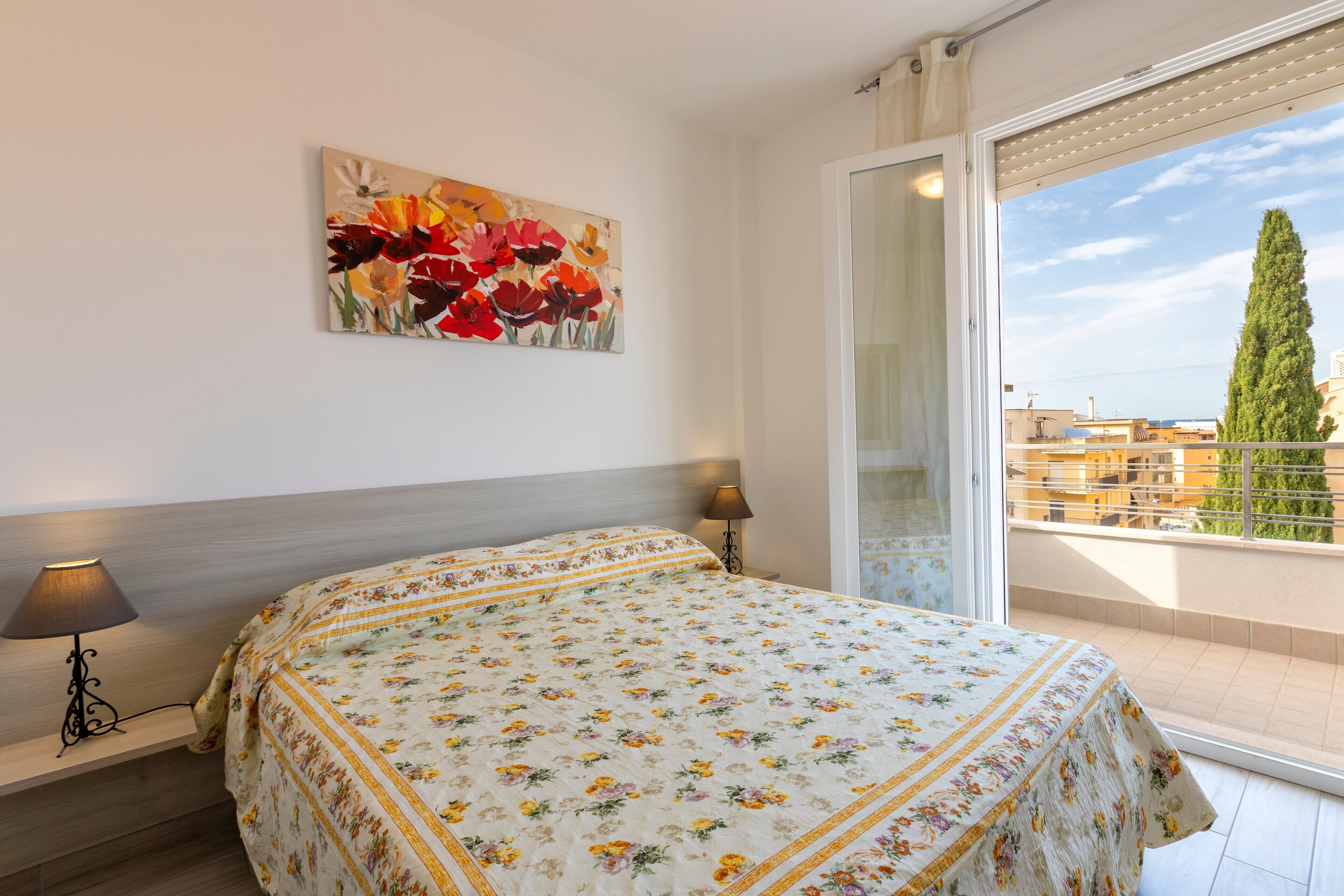 1 bedroom, iron/ironing board, bed sheets