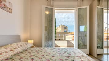 1 Schlafzimmer, Bügeleisen/Bügelbrett, Bettwäsche