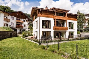 Exterior - Luxurious Paruda Mountainchalet with Mountain View, Wi-Fi (St. Ulrich)