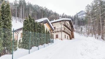 Esterni