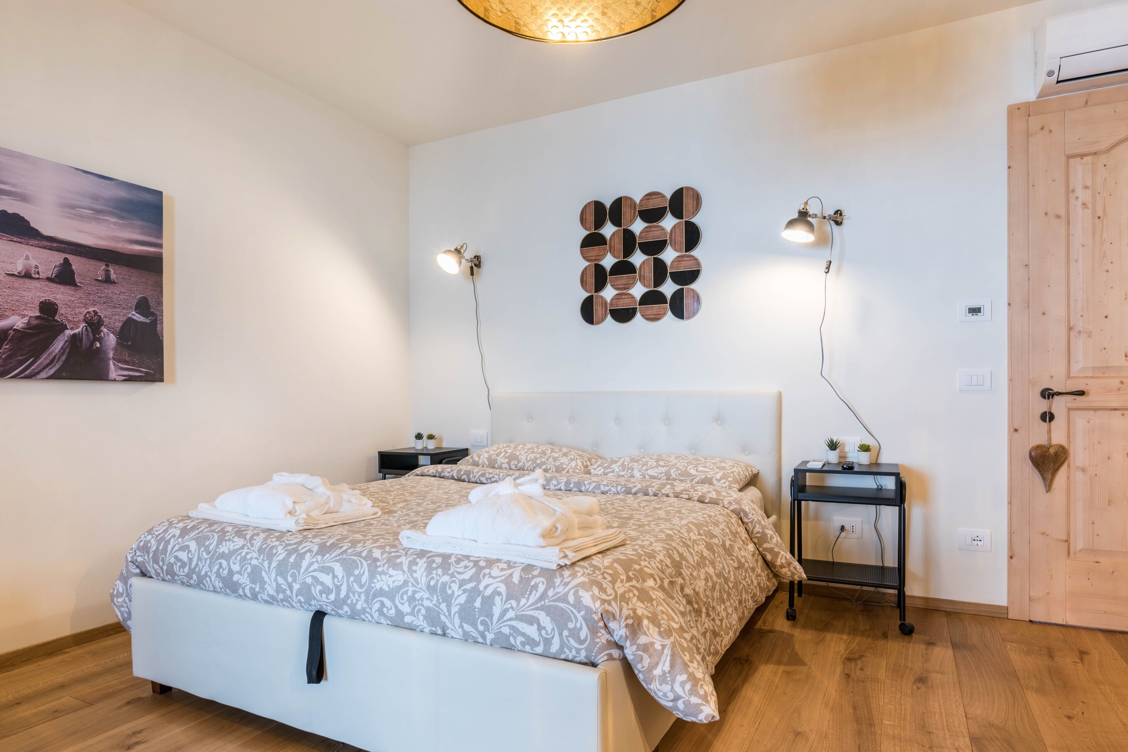 1 camera, Wi-Fi gratuito, lenzuola