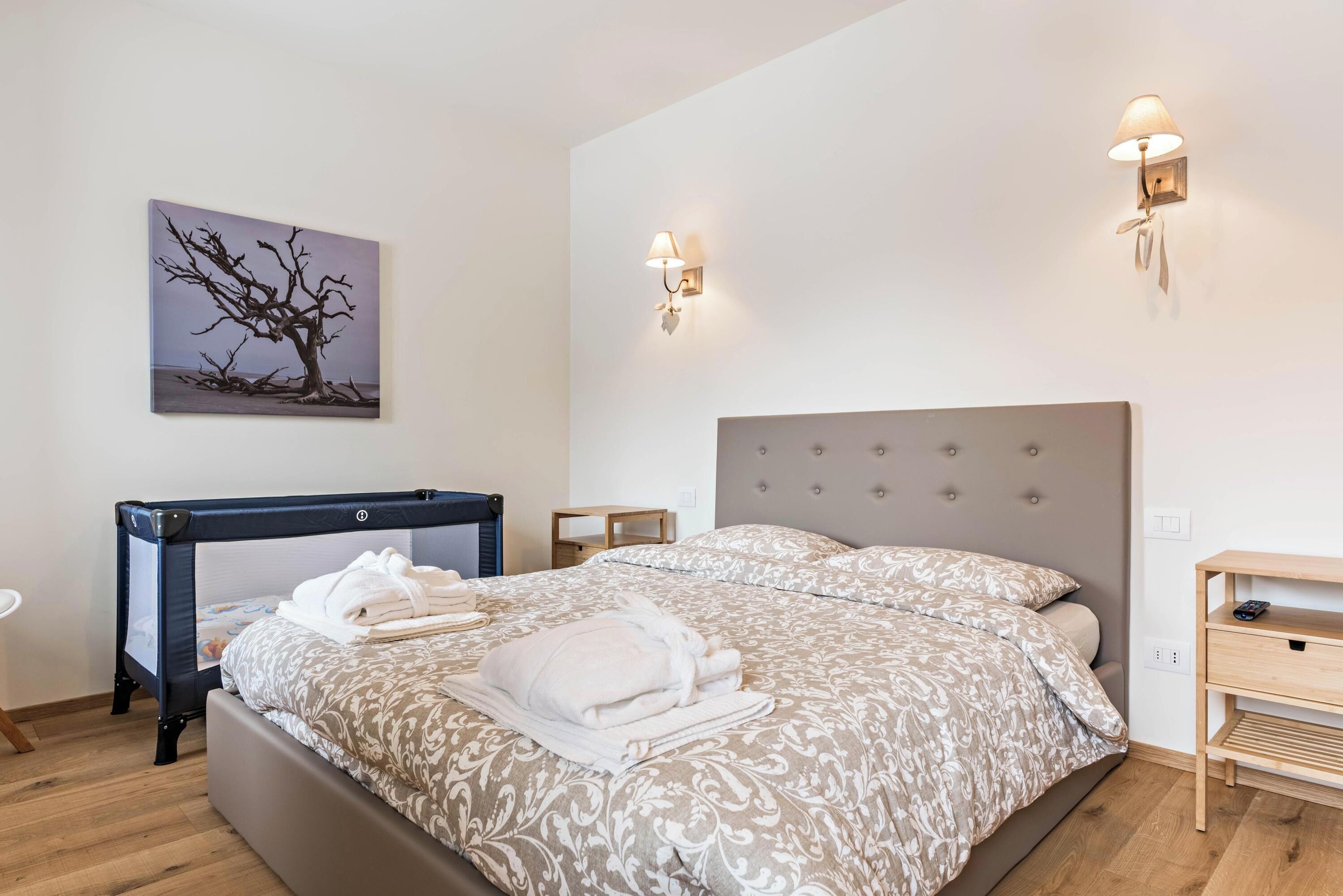 2 makuuhuonetta, ilmainen Wi-Fi, vuodevaatteet