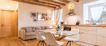 Apartment “Wellness Lodge Edoardo” with Lake and Mountain View, Whirlpool & Sauna