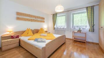 2 habitaciones, wifi gratis y ropa de cama